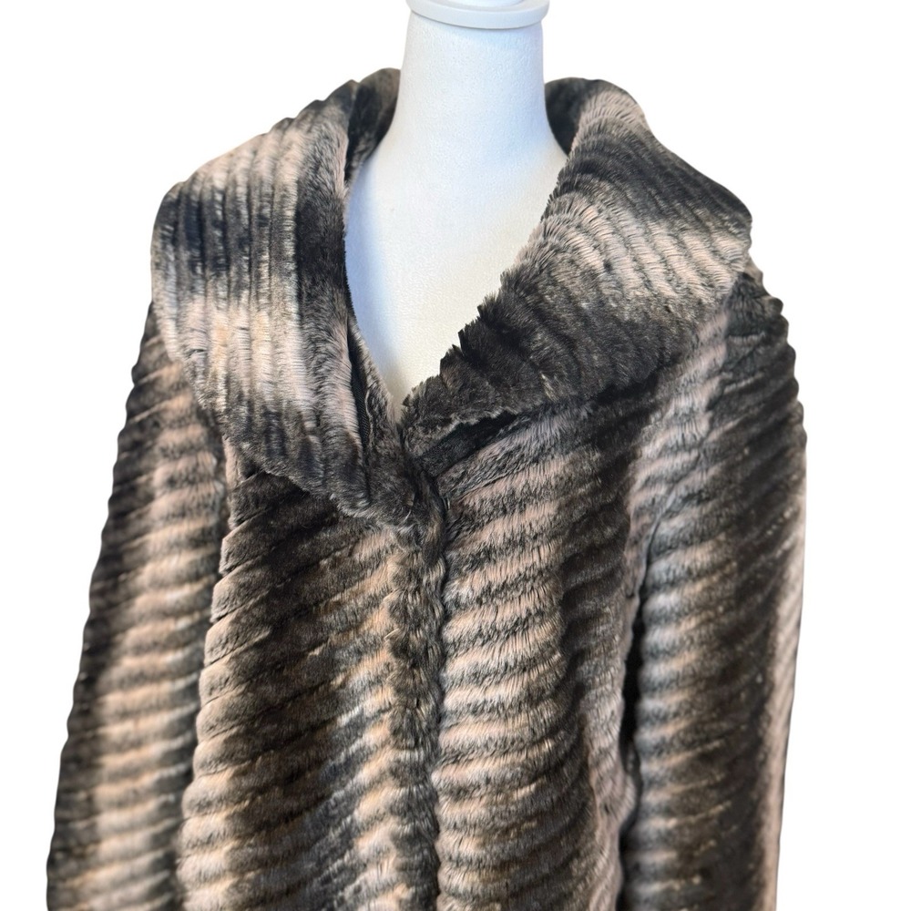 Alfani Faux Fur Coat Womens Large Brown Hidden Snaps Mob‎ Wife Luxury Maximalist
